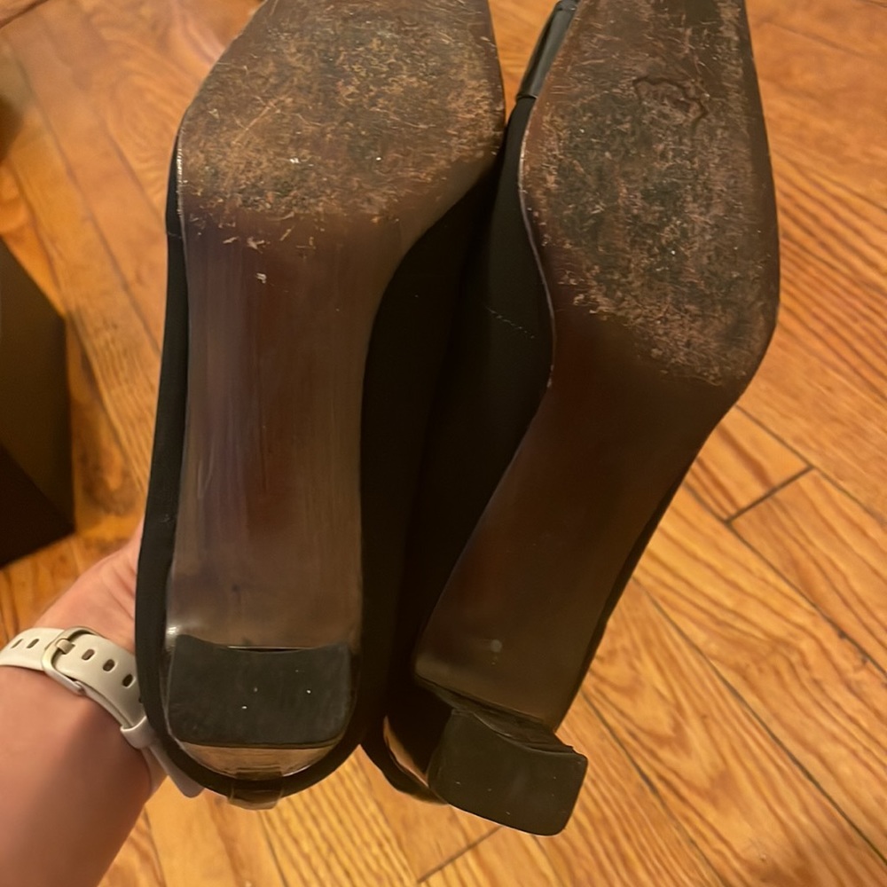 Stuart Weitzman Gorgeous Black Heels With Buckle - image 5